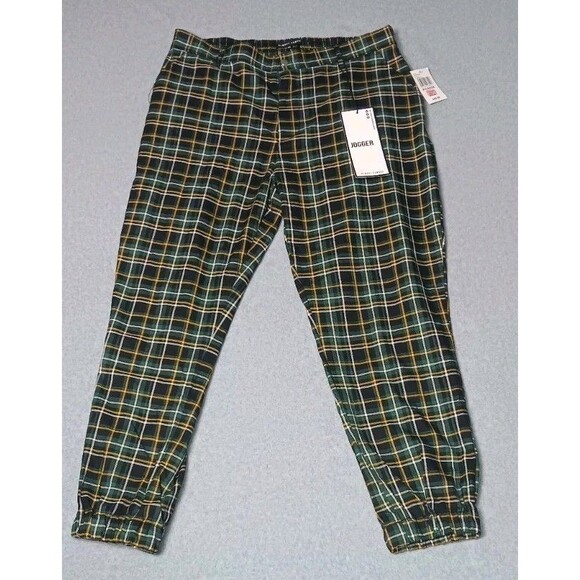 Almost Famous Pants - NWT! Almost Famous Plaid Jogger Pants Womens XXL Eclipse Green Skater Streetwear